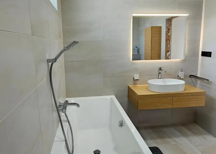 Elen Hébergement de vacances *